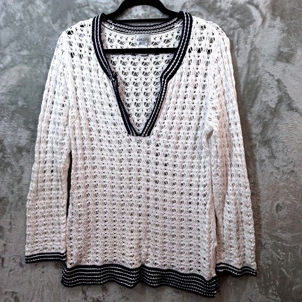 Chicos Size 2 L White‎ Navy Blue Striped Trim Crochet Open Knit V-Neck Top Tunic
